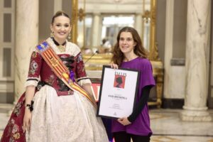 Acto de entrega de 'Dones de la Festa' en el Salón de Cristal